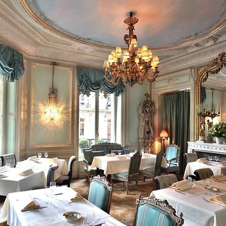 Apartment Close Champs Elysees. *